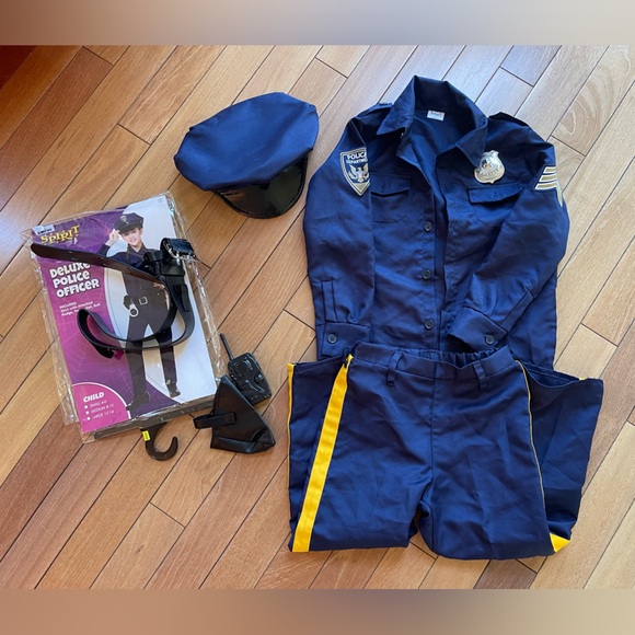 Girls Deluxe Police Officer Spirit of Halloween Size Medium Costume - Picture 2 of 7